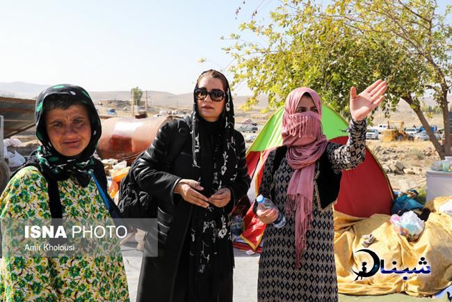 عکس های هنرمندان در بین زلزله زده های کرمانشاه