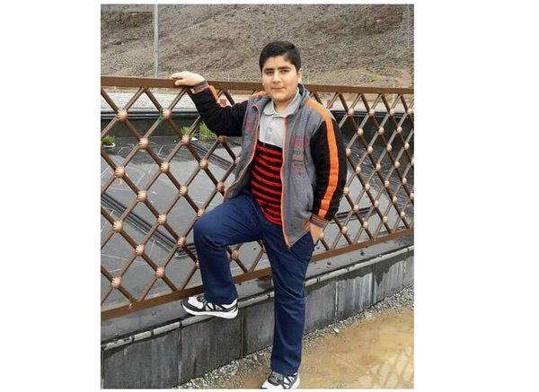فوت حمیدرضا اسکندری دانش آموزش ارسنجانی بر اثر کرونا +عکس