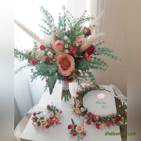 دسته گل خاص عروس اینستاگرام