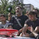 (تصاویر) خیابانگردی اراذل و اوباش در تهرانپارس توسط پلیس +عکس