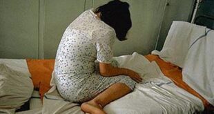تجاوز یک پزشک به 7 منشی در آبادان +عکس