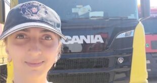 بیوگرافی آزاده شمس دختر جوان راننده تریلی +اینستاگرام