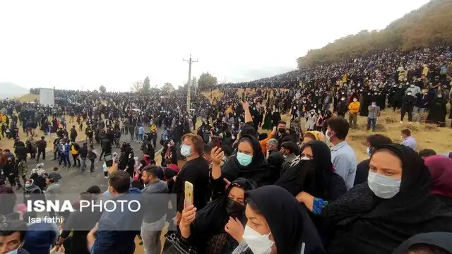 فیلم کامل مراسم تشییع جنازه سجاد رزمجویی با حضور گسترده مردم