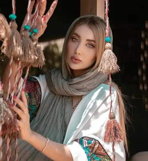 بیوگرافی پردیس فاطمی همسر آرین بهاری و ماجرای آشنایی +عکس و اینستاگرام