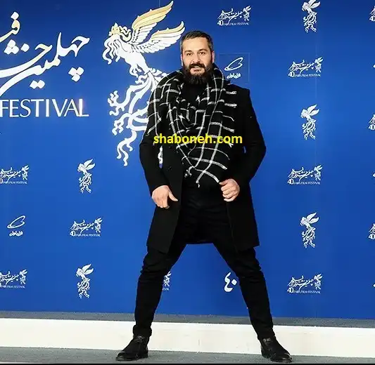تصاویر و عکس کامل تیپ بازیگران میلاد کی مرام در جشنواره فیلم فجر ۱۴۰۰