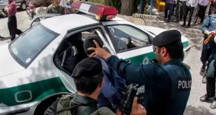 فیلم لحظه دستگیری سارقان مرز شلمچه که کامیون ها را غارت کردند