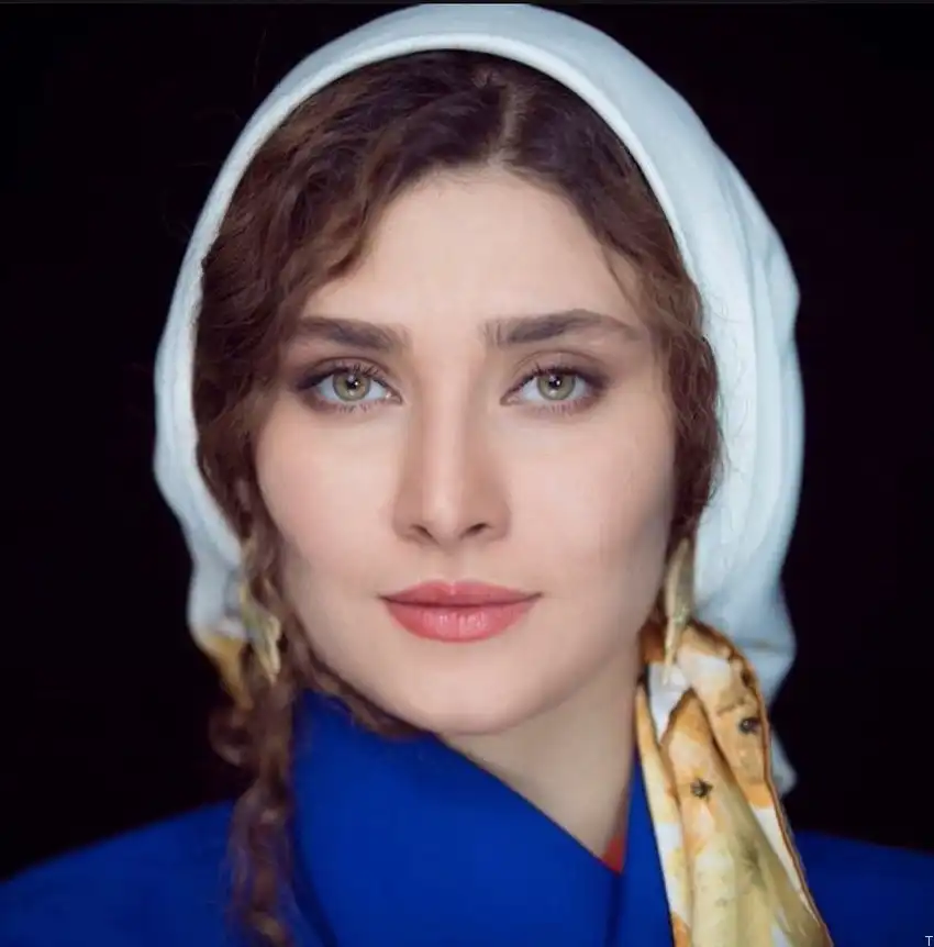 بیوگرافی ساناز سعیدی بازیگر و خانواده اش + عکس و اینستاگرام