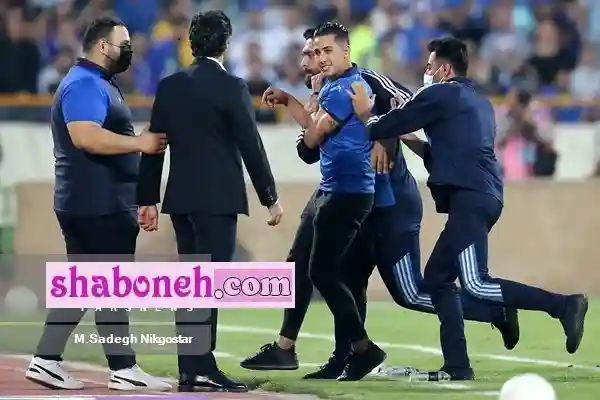 فیلم کامل جیمی جامپ بازی استقلال و نفت قبل از ورود با گزارشگری