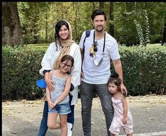 عکس خانواده شاهرخ استخری و دختران و فرزندانش
