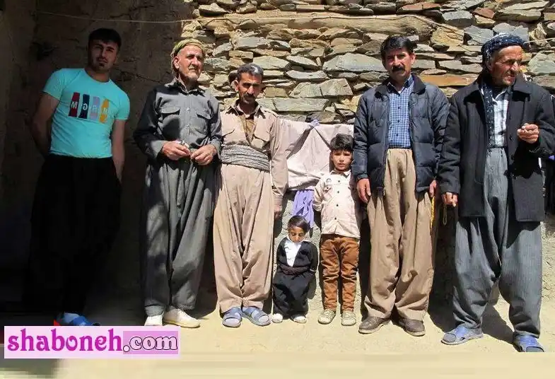 بیوگرافی محمد قادرزاده قد کوتاه ترین مرد دنیا و همسرش +اینستاگرام و عکس