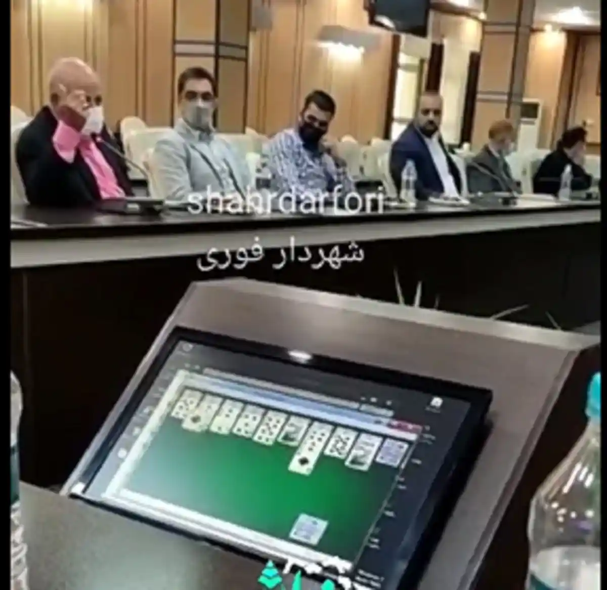 فیلم کامل پاسور بازی کردن مدیر شهرداری در جلسه مشکلات مردم +واکنش ها