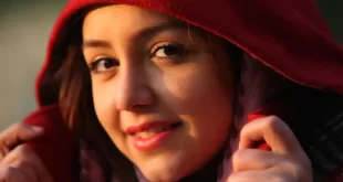 سارا والیانی بازیگر نقش آسیه در سریال گیلدخت کیست بیوگرافی و عکس و اینستاگرام