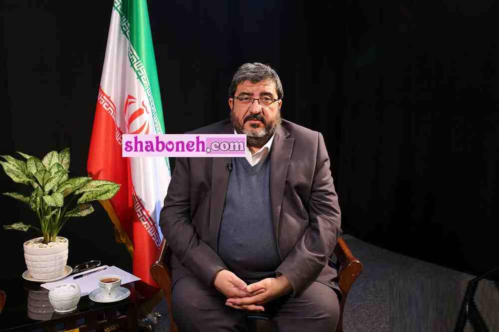بیوگرافی فواد ایزدی کارشناس صداوسیما و همرسرش کیست + سوابق