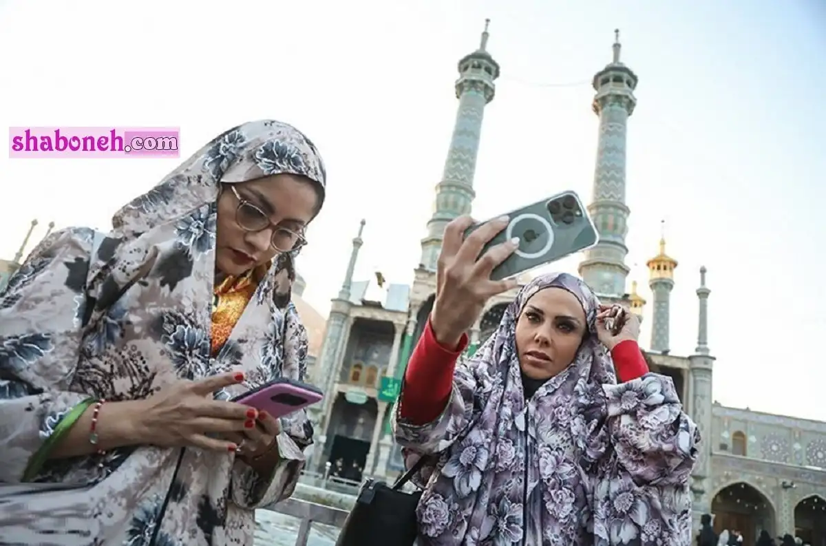 عکس های خاص از زنان خارجی کنگره بین المللی بانوان تاثیرگذار در قم حرم حضرت معصومه