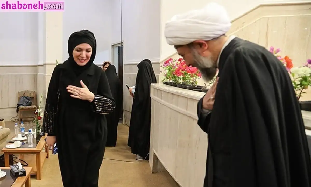 عکس های خاص از زنان خارجی کنگره بین المللی بانوان تاثیرگذار در قم حرم حضرت معصومه