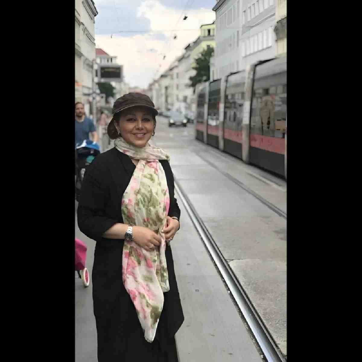 بهنوش بختیاری به انگلیس مهاجرت کرد +عکس تیپ بهنوش بختیاری در خارج از کشور