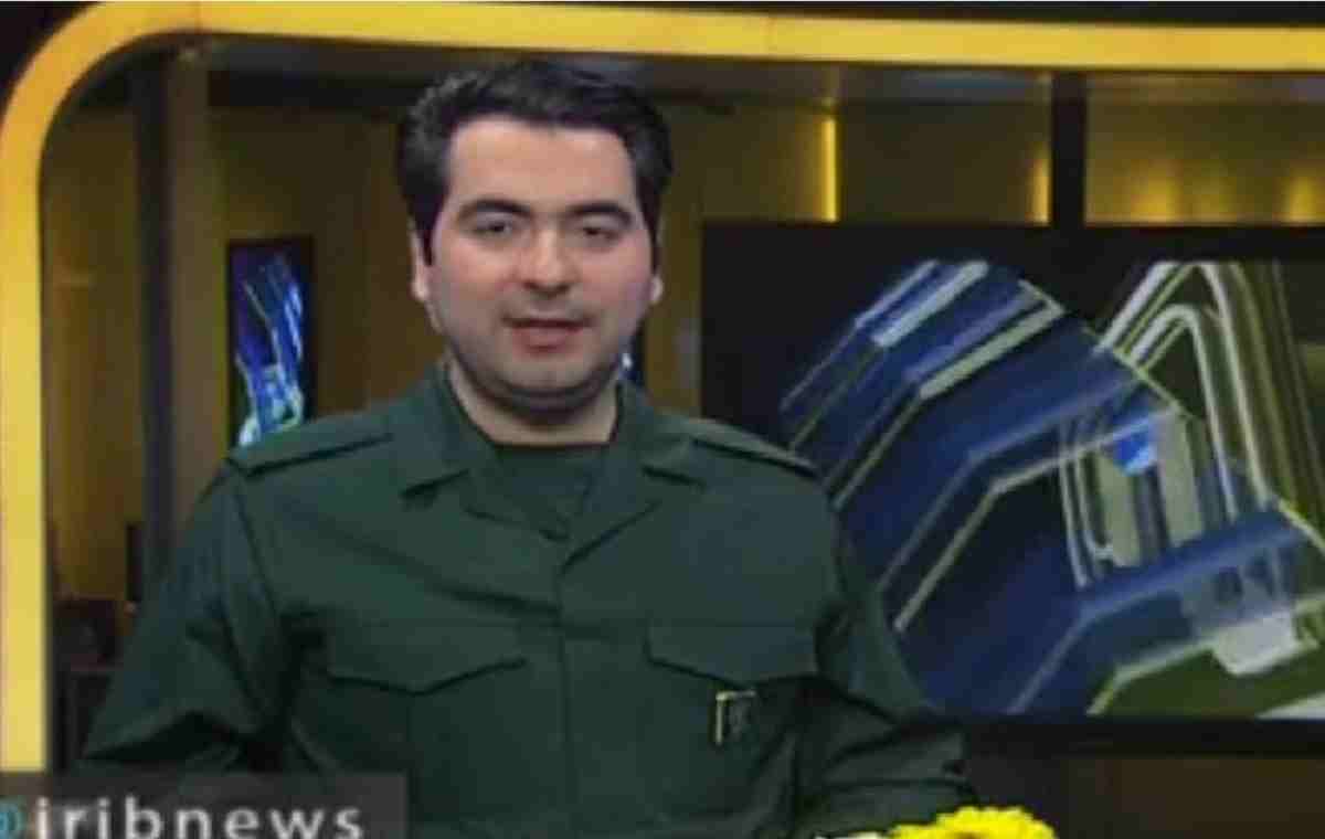 ماجرای حضور مجریان تلویزیون با لباس سپاه پاسداران در تلویزیون چیست؟ +فیلم 