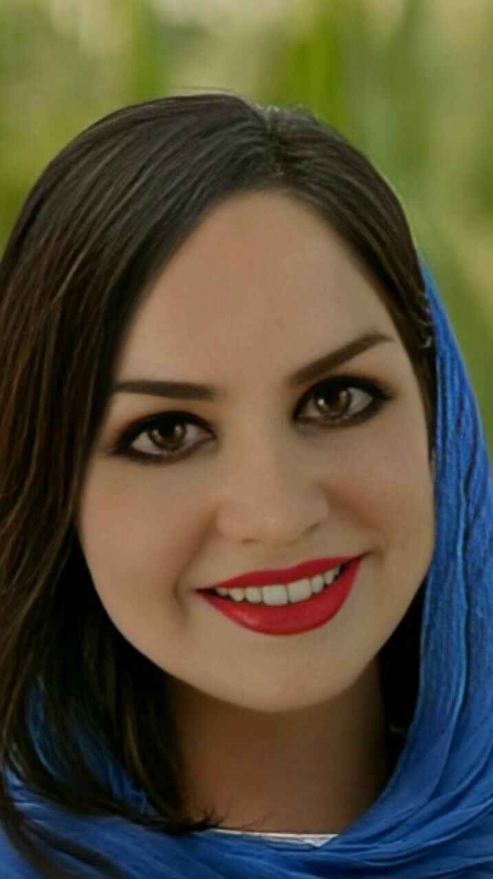 تیتر خبر   فیلم کوتاه بازتاب با بازی درخشان دختر مشهور عروسکی ایران استاد رزیتا دغلاوی نژاد به جشنواره منطقه ای سینمای جوان یاسوج راه یافت.