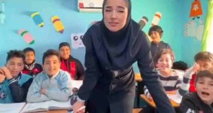 پیج اینستاگرام معلم قائمشهری خانم معلمی که اخراج شد
