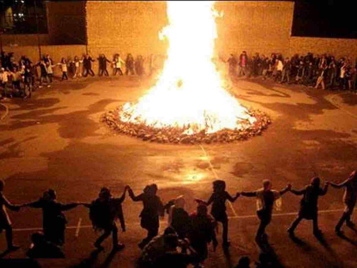 آیا چهارشنبه سوری ۲۴ اسفند ۱۴۰۱ امسال تعطیل است؟