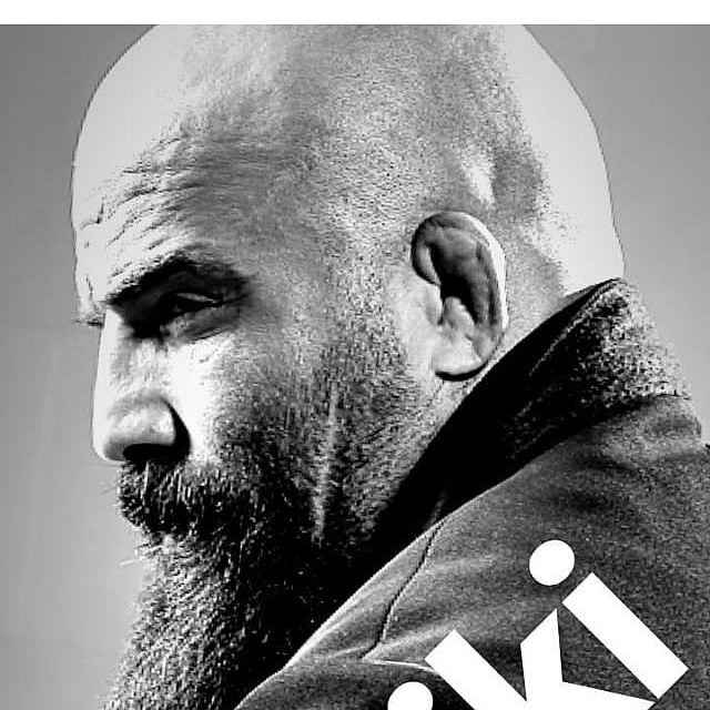 اکبر آزادی فر کیست و چرا به او چریکی میگویند؟ از mma تا زندان +عکس و جزئیات