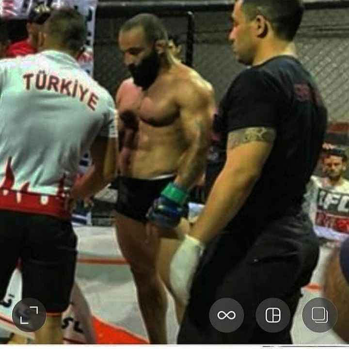 اکبر آزادی فر کیست و چرا به او چریکی میگویند؟ از mma تا زندان +عکس و جزئیات