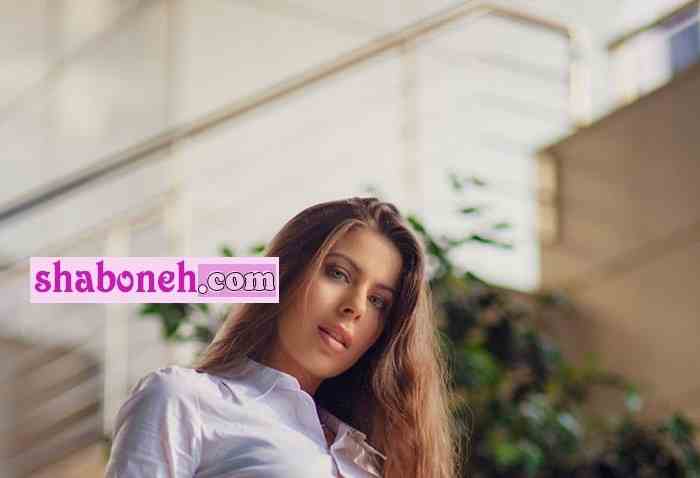 بیوگرافی سارا دوک معلم زبان فوتبالیست ها + اینستاگرام و سوابق