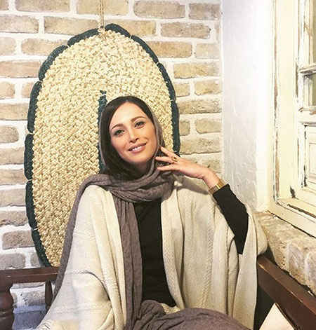 پاوان افسر بازیگر نقش پرتو در سریال شهباز کیست بیوگرافی و عکس