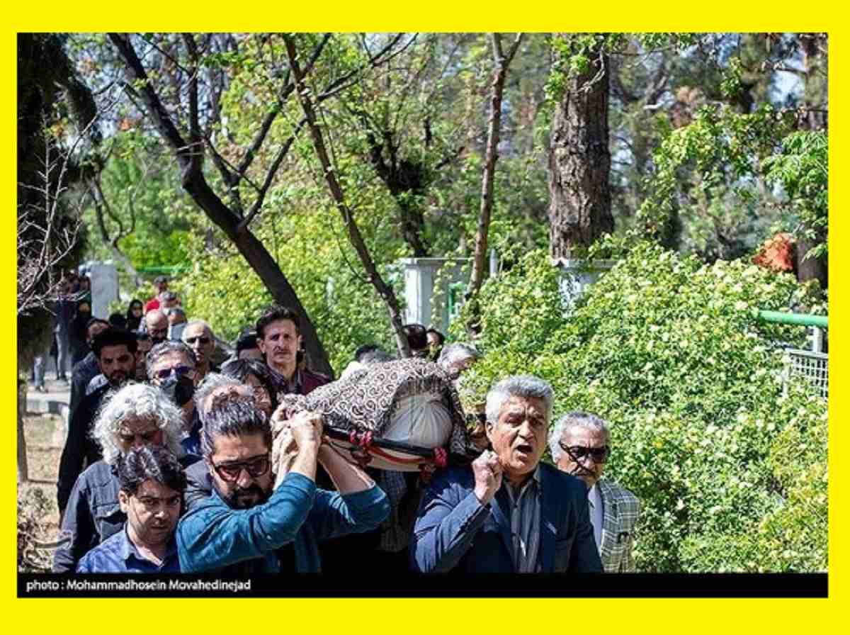 فیلم کامل مراسم تشییع جنازه و خاکسپاری کیومرث پوراحمد با حضور هنرمندان 