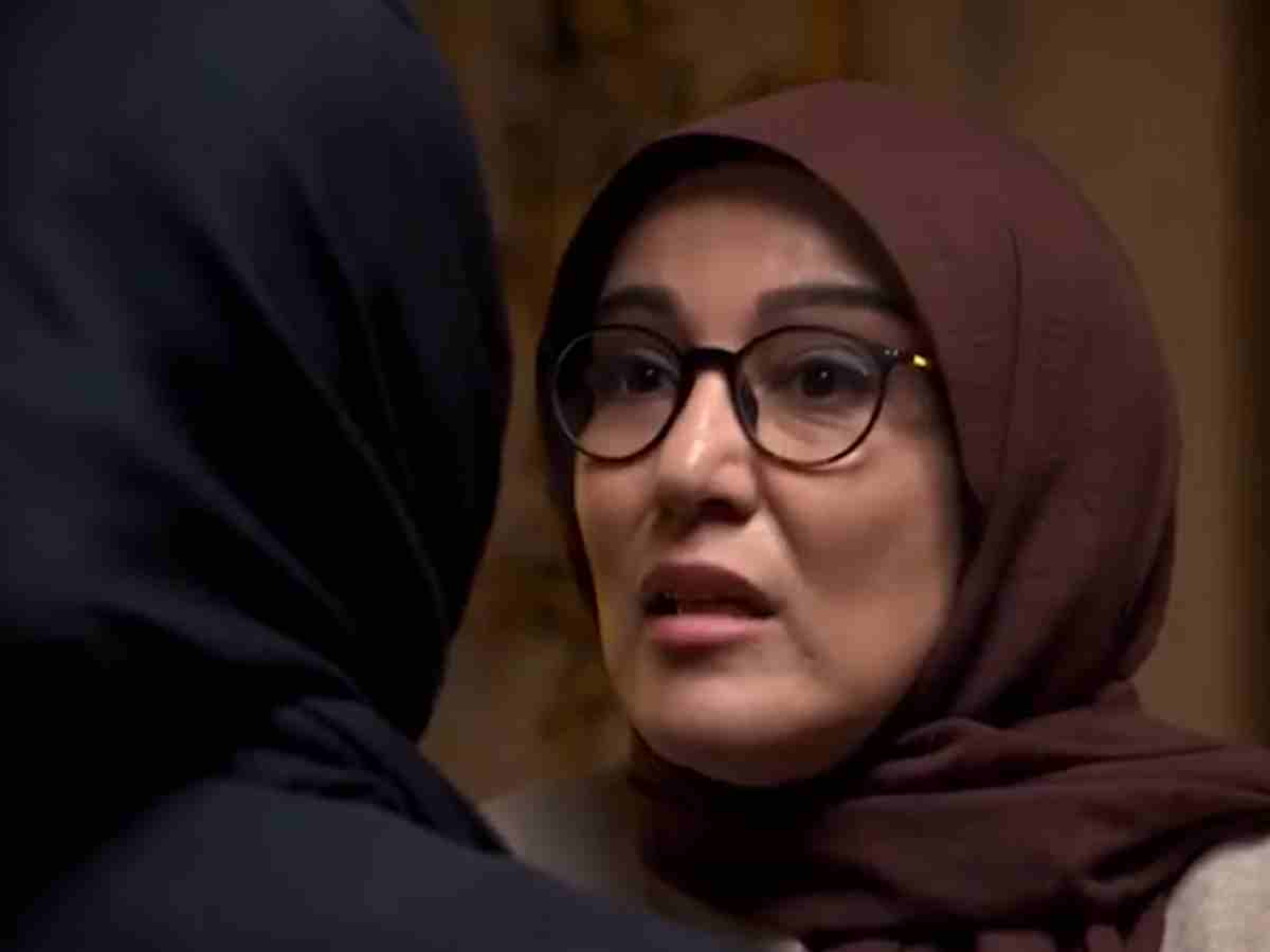 ماجرای کشف حجاب و بی حجابی پانته بهرام در اکران مردمی پوست شیر 