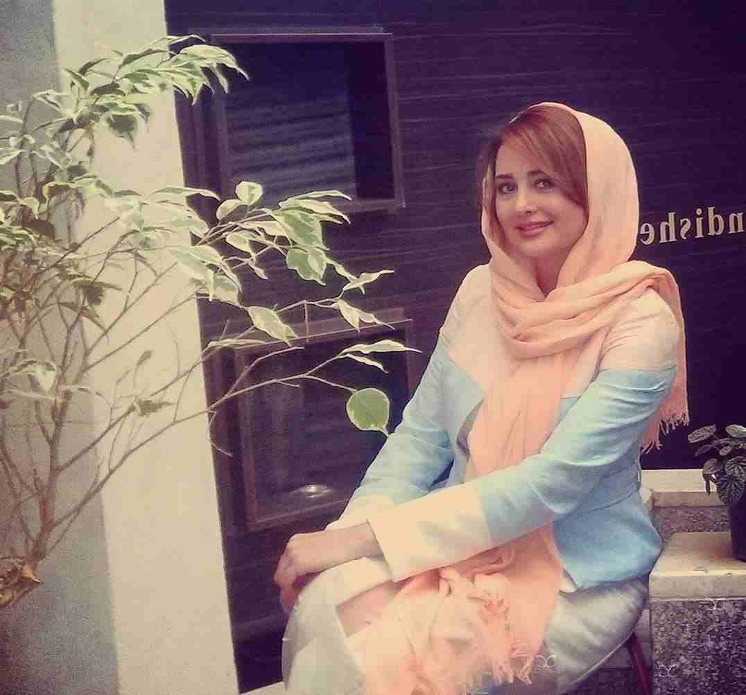 بیوگرافی گلناز خالصی بازیگر و همسرش +عکس و سوابق و اینستاگرام