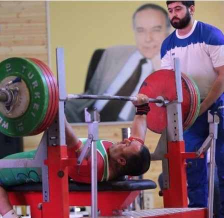 بیوگرافی امیر شکرگزار قهرمان پرورش اندام ایران و جهان +عکس و تصاویر