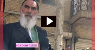فیلم / بدل امام خمینی کنار خیابان (آدرس دادن با تشابه چهره امام خمینی)