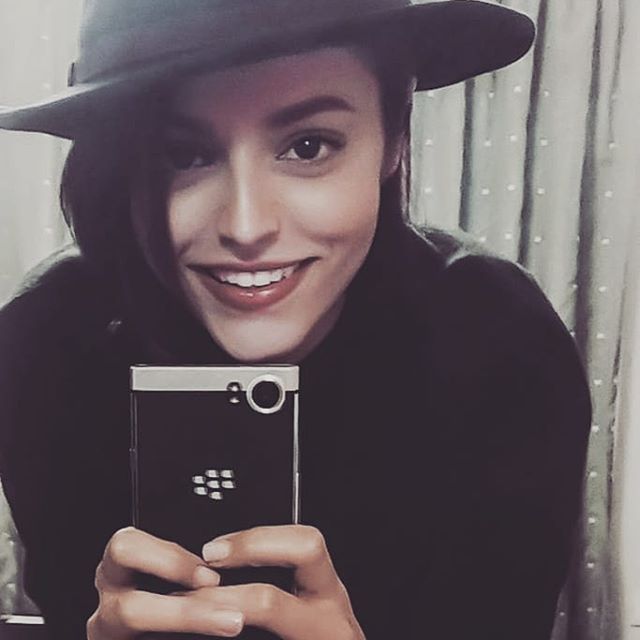 نازنین در دفتر یادداشت کیست عکس جنجالی و بیوگرافی