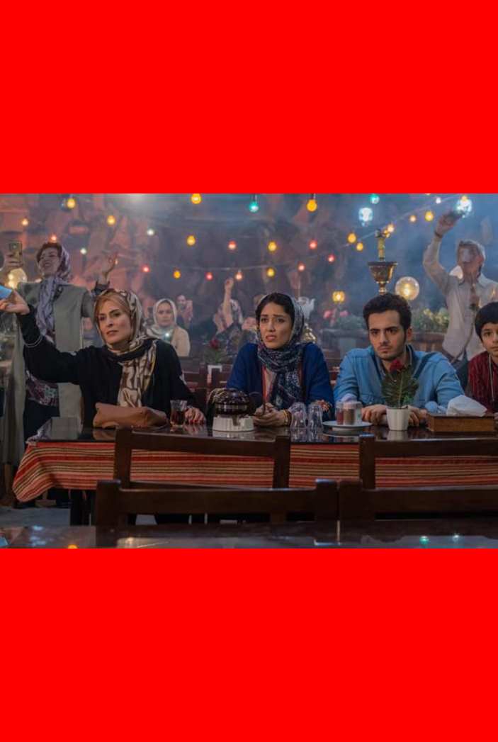 بیوگرافی شادی خلیلی بازیگر کیست از تئاتر تا نیسان آبی + عکس و سوابق