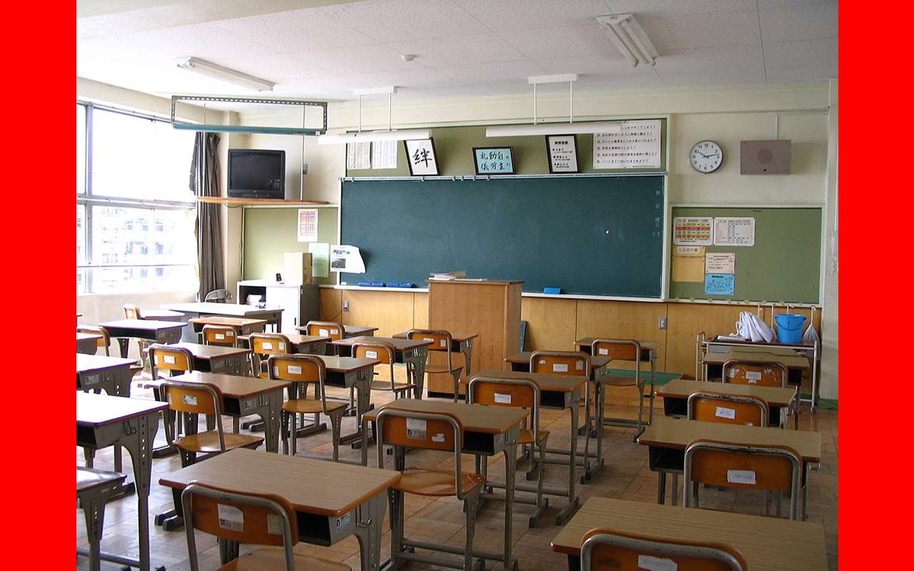 تعطیلی مدارس فردا دوشنبه ۱۸ دی ۱۴۰۲ مشخص شد آلودگی هوا و بارش برف