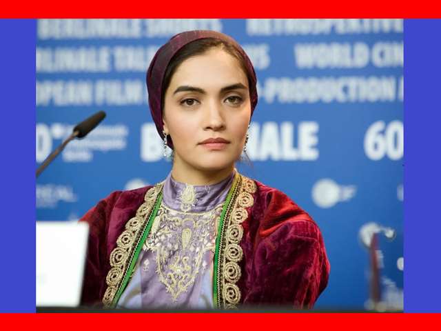 بازیگر نقش پریناز در سریال بر سر دوراهی کیست + عکس های میترا حجار