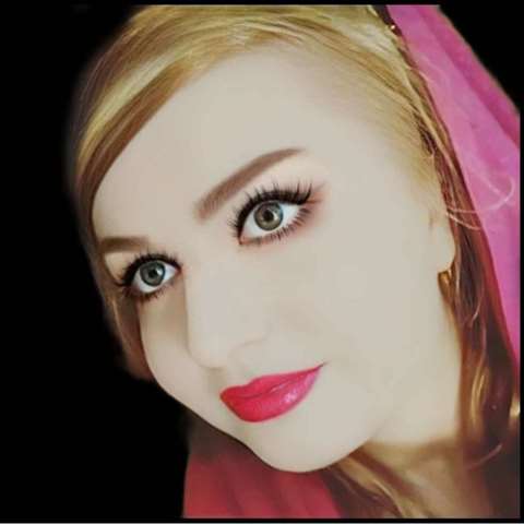 حضور سه دختر زیبای ایرانی در لیست زیباترین و جذابترین زنان جهان سال ۲٠۲۳