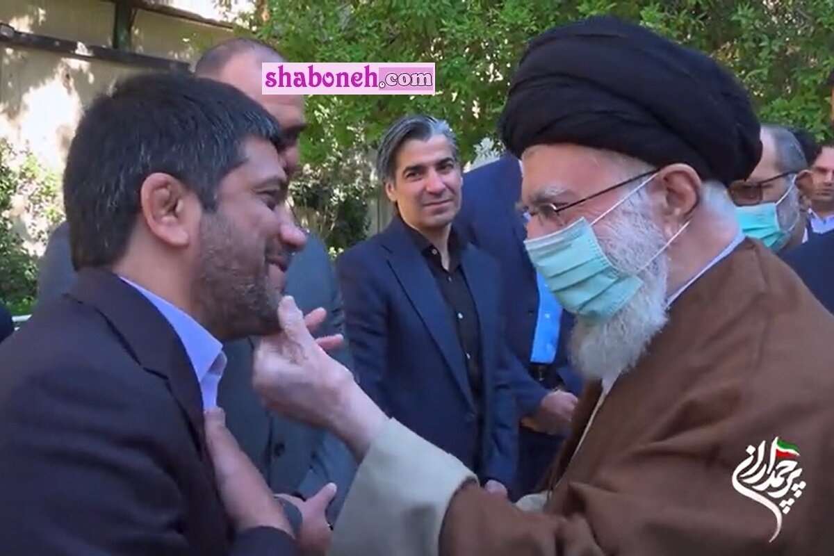 بیوگرافی علیرضا دبیر +عکس رهبری و رهبر انقلاب خامنه ای و حواشی و تصاویر جنجالی