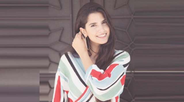 بازیگر نقش هبه زن انگلیسی فیلم به وقت شام کیست +بیوگرافی و عکس