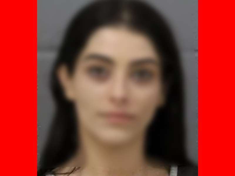 نیوشا افخمی کیست گنگستر بازی دختر ایرانی در تگزاس جهانی شد