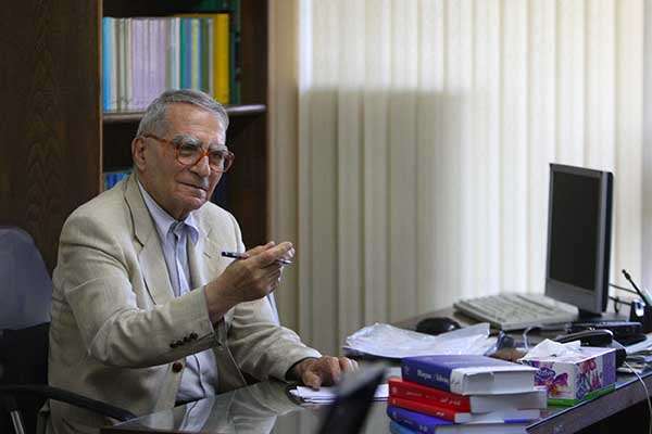 بیوگرافی کریم مجتهدی استاد فلسفه کیست +علت درگذشت و فوت