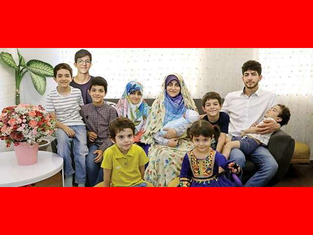 زهرا صادقی مادر 10 فرزند کیست و الان کجاست + عکس و حواشی