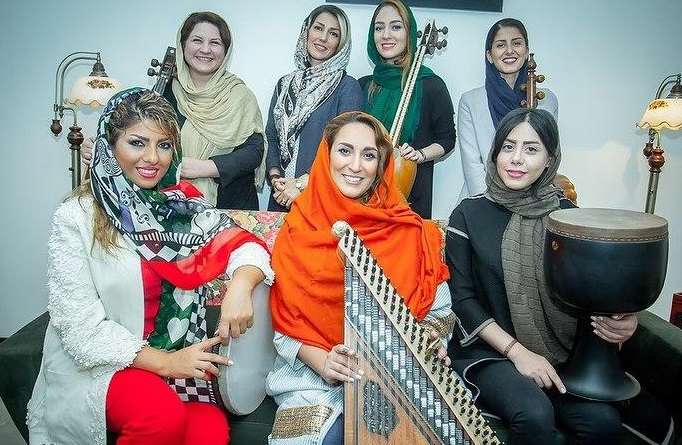 بیوگرافی منشی دفتر بیات در سریال خانه به دوش کیست +عکس جدید