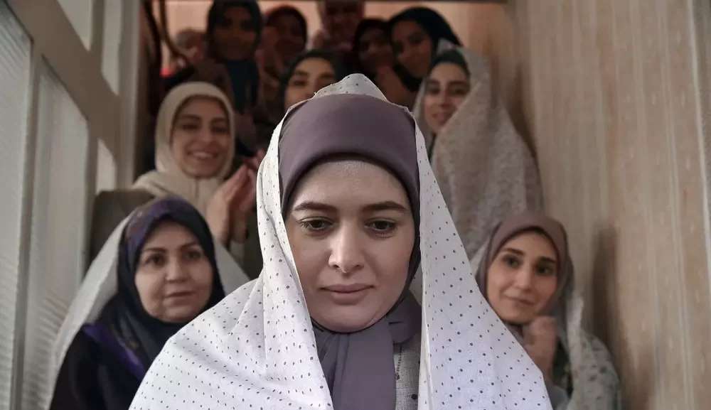 بیوگرافی بازیگران فیلم موقعیت مهدی با نقش داستان و عکس