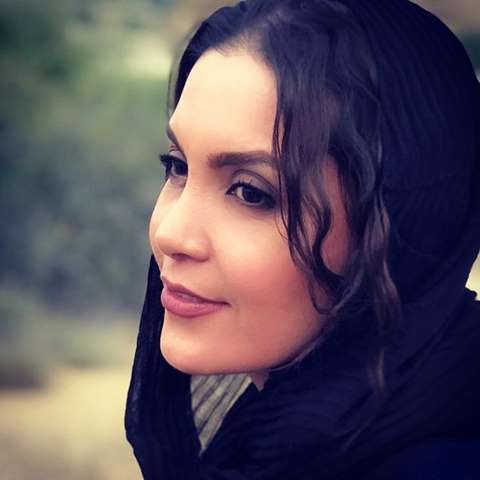 بازیگر نقش همسر محمد بروجردی در فیلم غریب کیست +بیوگرافی