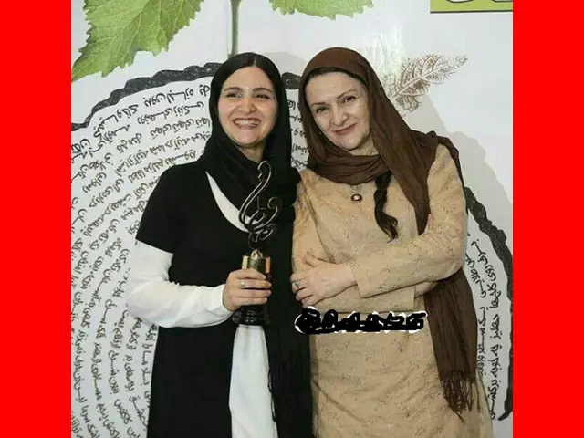 بیوگرافی گلاب آدینه بازیگر نقش همسر نصرالله بازیگران فیلم زرد قناری با نقش + عکس و داستان