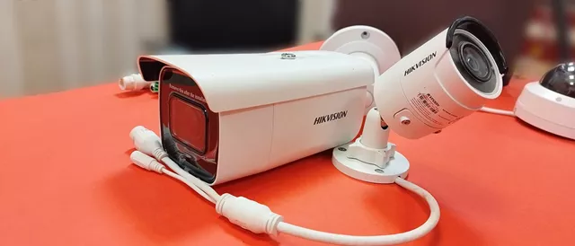 آشنایی با دوربین‌های مداربسته بولت؛ ویژگی‌ها، کاربردها و مقایسه با سایر مدل‌ها