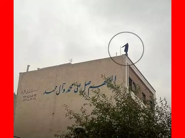 بیوگرافی آرزو خاوری دانش آموز ۱۶ ساله افغانی +دلیل مرگ یا خودکشی