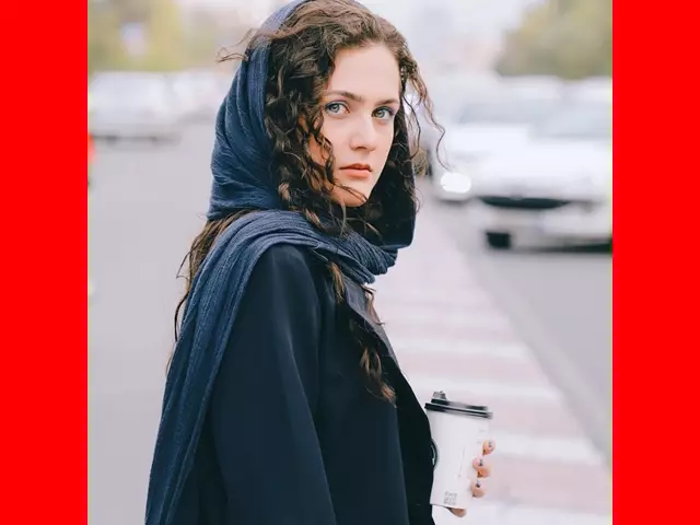 بیوگرافی نگار بابایی بازیگر نقش بانو در سریال سوجان +همسر و عکس ها